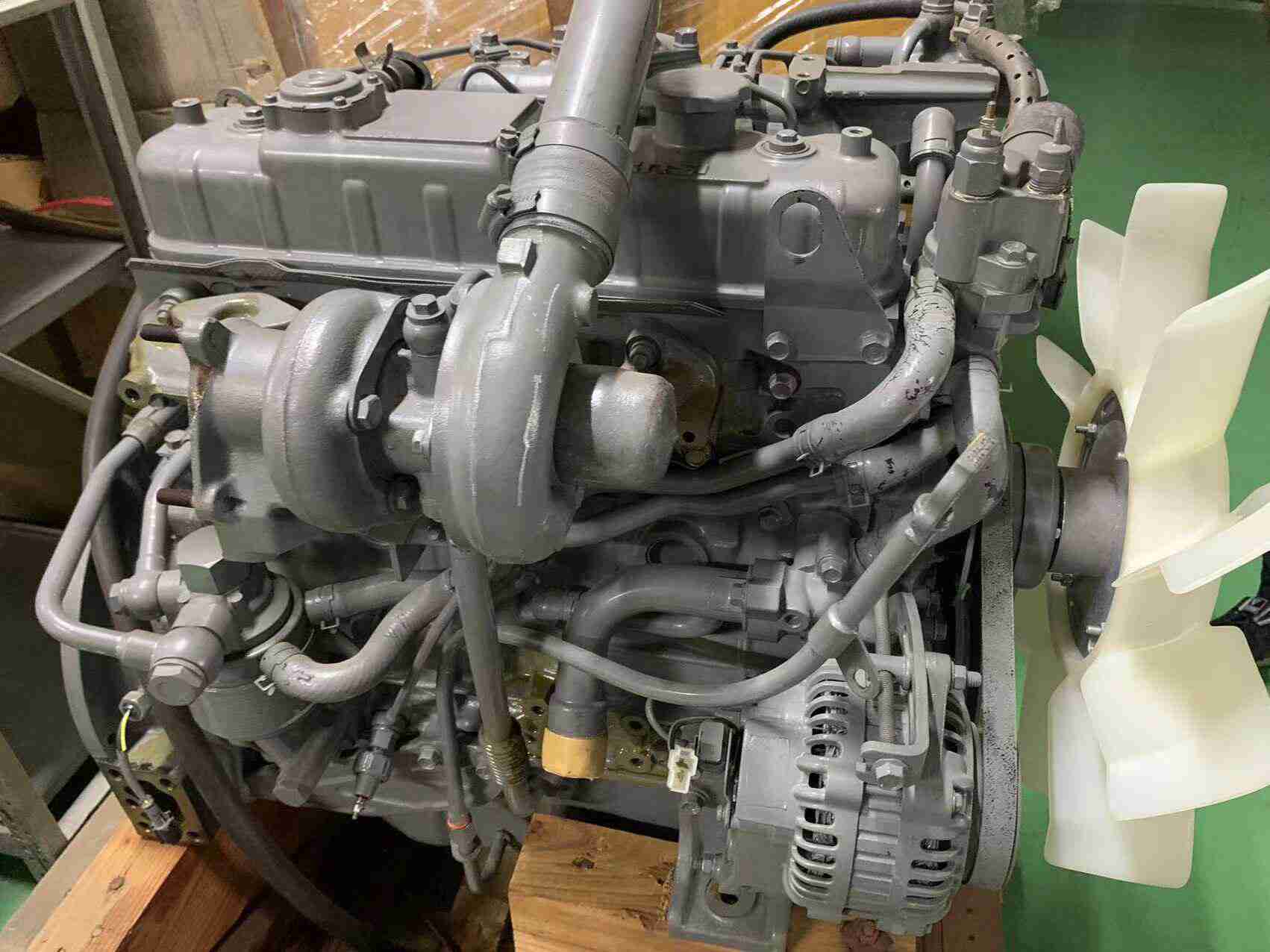 Isuzu 4JG1 engine, uncharged, factory-installed, Sany 75, Hitachi ZX70, Ishikawajima 80 excavator